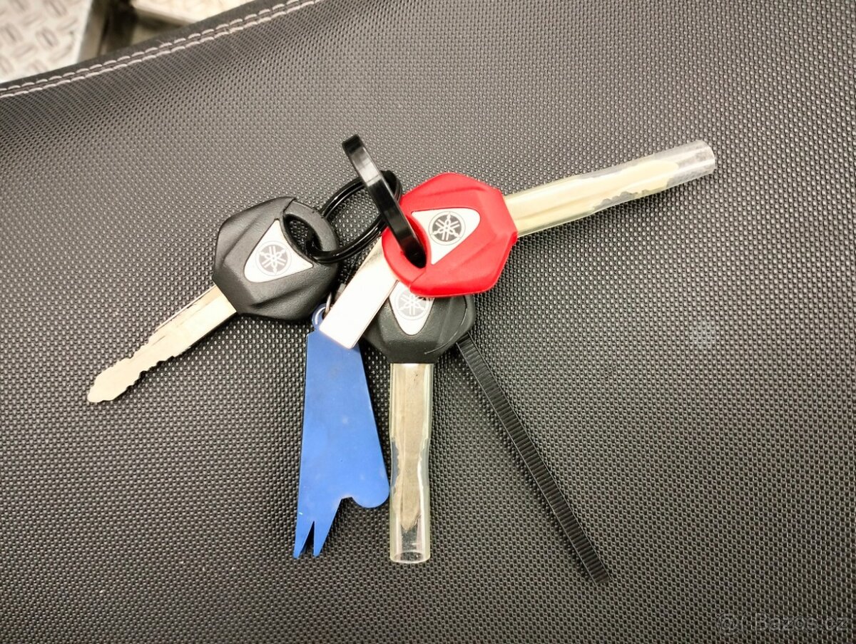 Yamaha Tracer 7 / 700 - 16