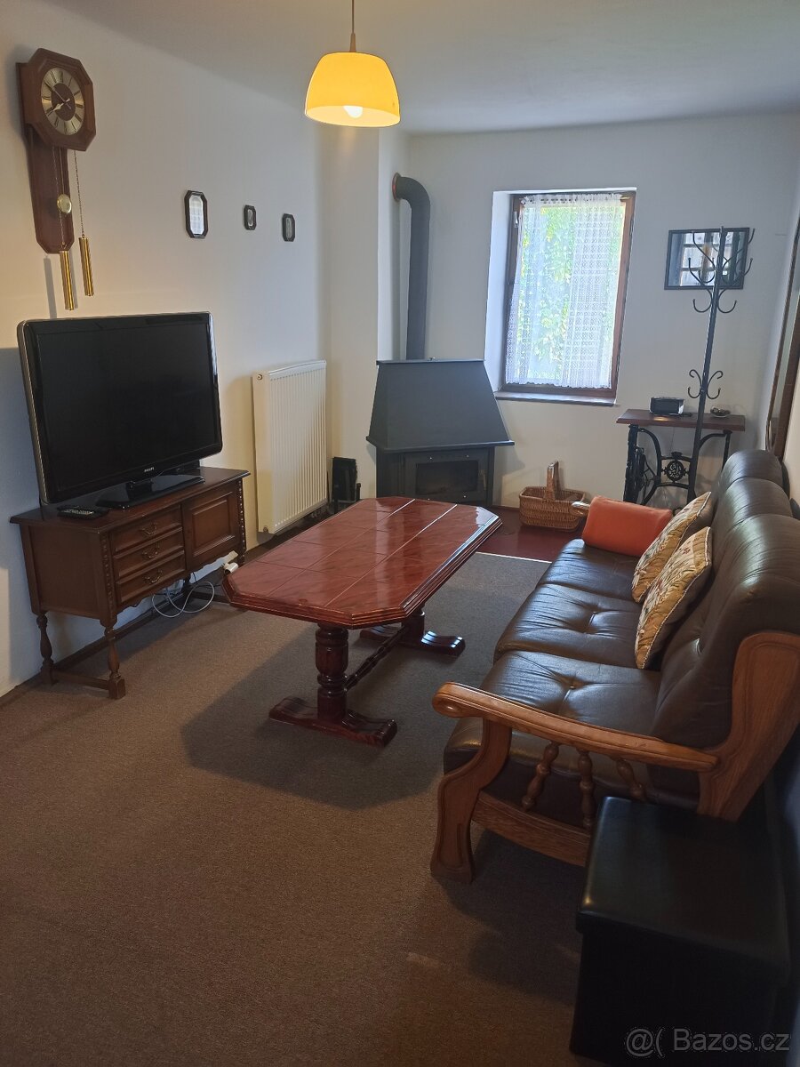 Prodej RD, chalupy u rybníka Mnich v Netolicích. - 16