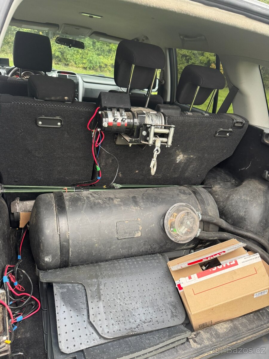 Suzuki Grand Vitara - 16