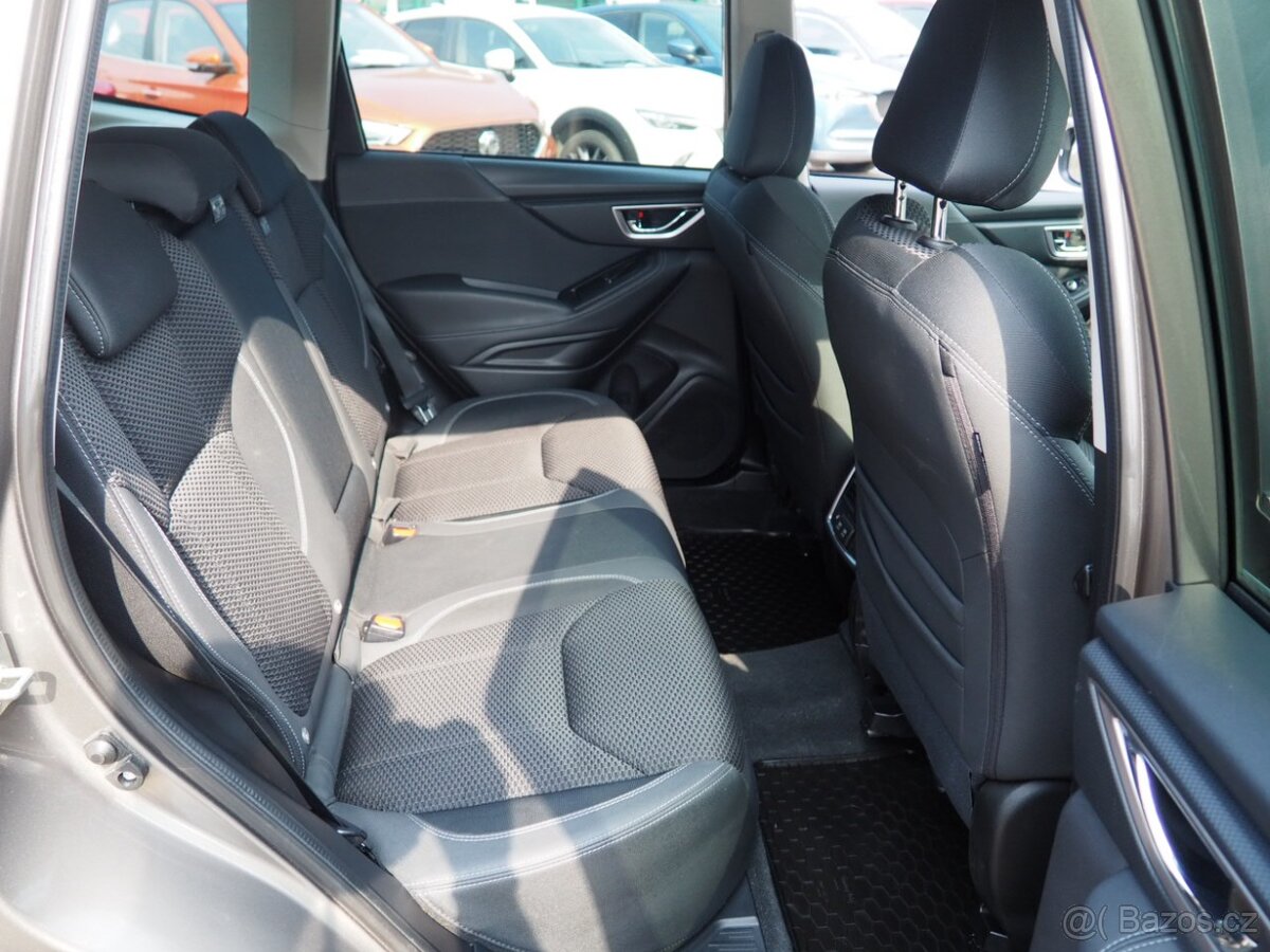 2021 Subaru Forester 2.0 e-Boxer - 16