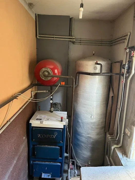 UKRAJINA, JASINJA - 16