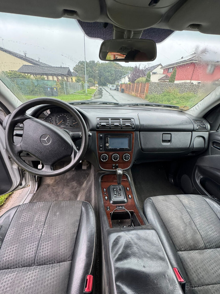 Mercedes-Benz ML 270 CDI, r.v. 2004 - 16