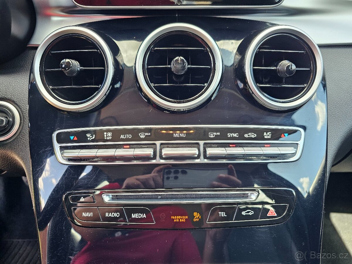MERCEDES-BENZ C220D 125kW 2016 7G-TRONIC,VÝHŘEVY,TAŽNÉ - 16