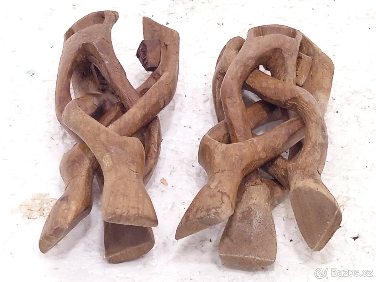 2x Vyřezávaný stojan na květináč retro - 16