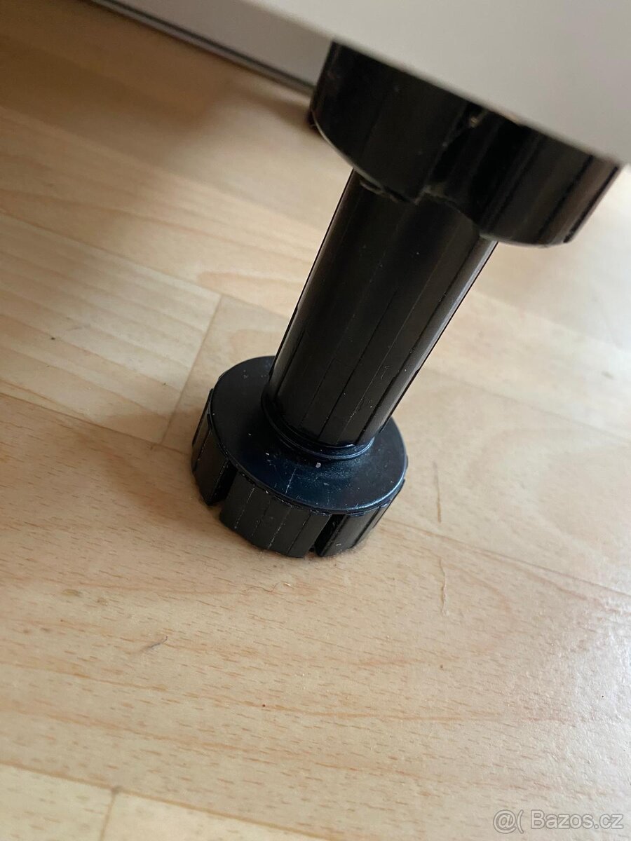 Kuchyňská linka rohová - 16