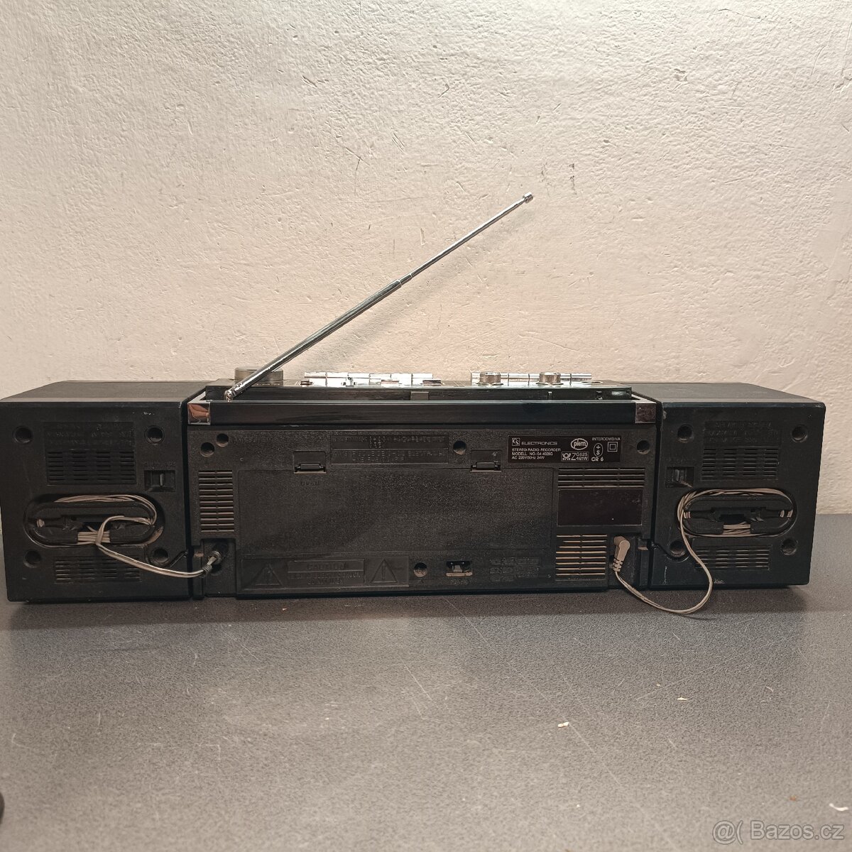 Retro kazeťák - 16