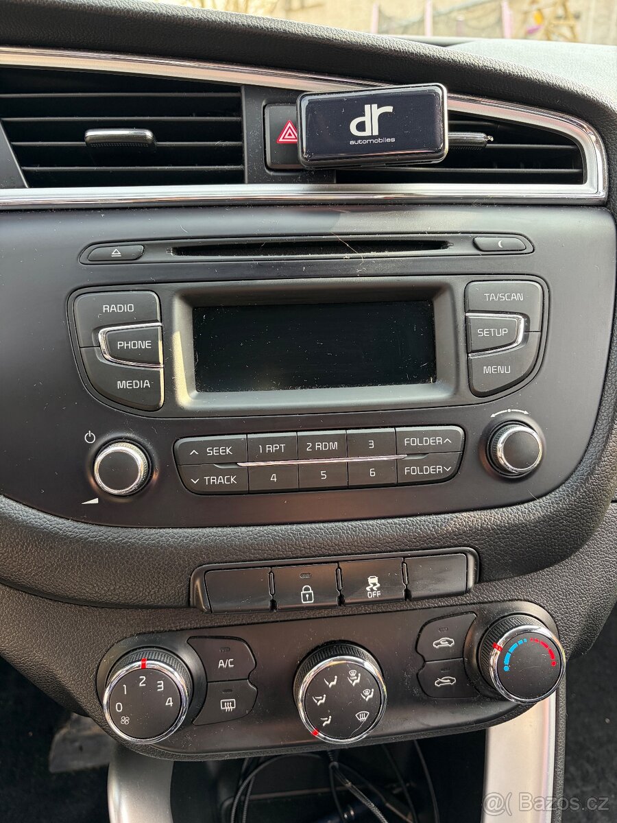 Kia Ceed 1.6 CRDi 100kw combi - 16