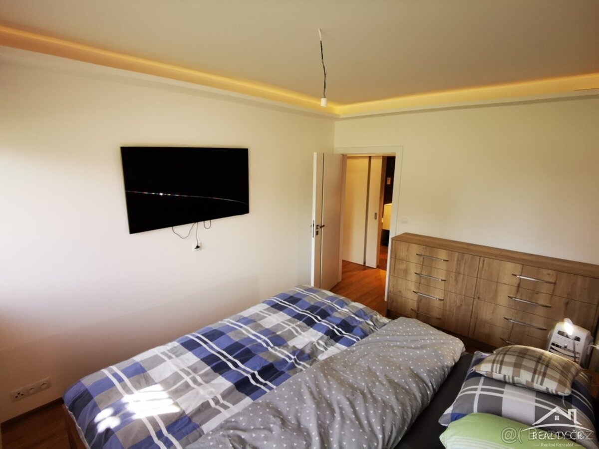 Prodej luxusního bytu 3+kk Polná - 16