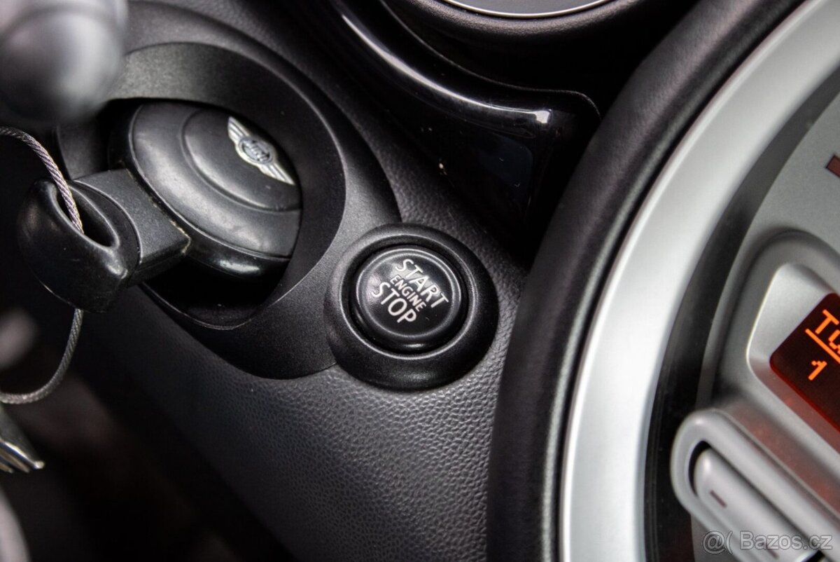 Mini Cooper 1.6 - 16