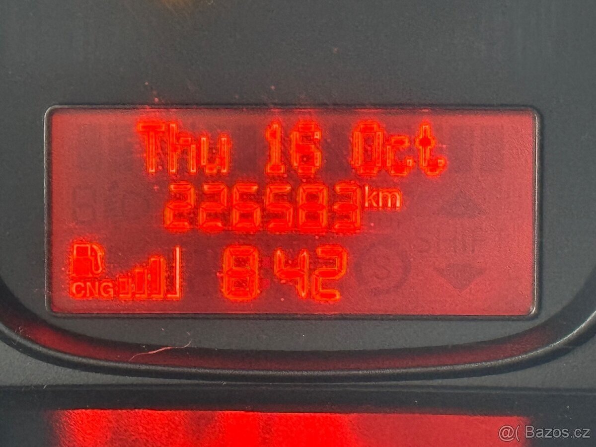 Fiat Doblo 1.4T 88kw CNG, rv2012,NOVÁ STK,VESTAVBA NA SPANÍ - 16