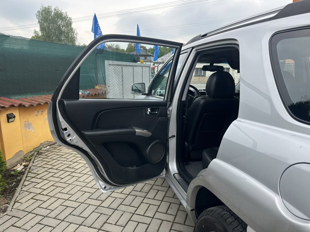 Kia Sportage 2.0i 104kW 4WD - 16