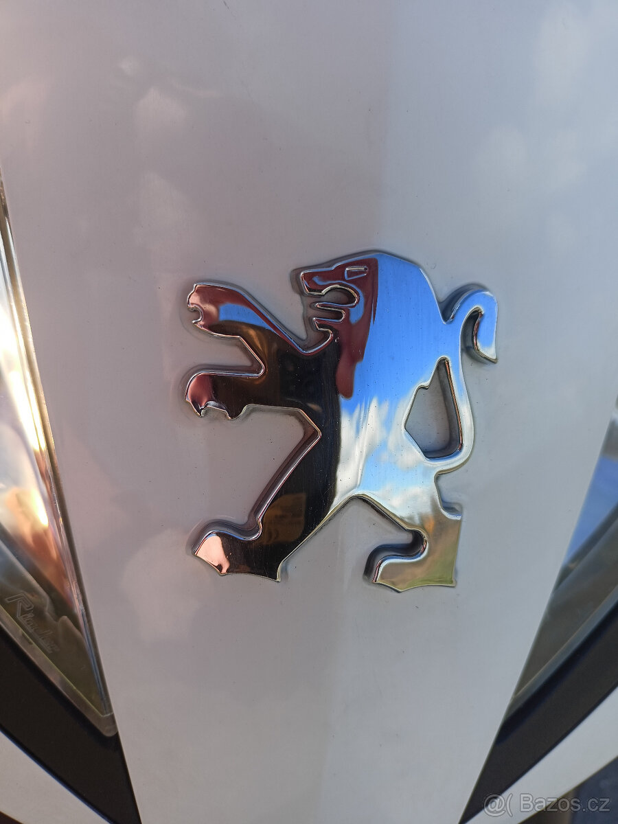 Peugeot Geopolis 400 RS - 16