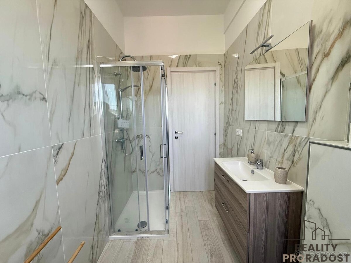 Moderní 4+kk apartmán s terasou – Viale Europa 70, Montesilv - 16