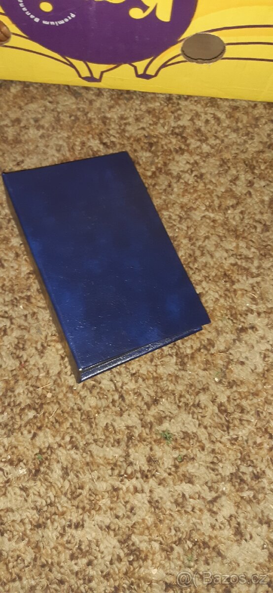 Holicí strojek s příslušenstvím + fotoalba - 16