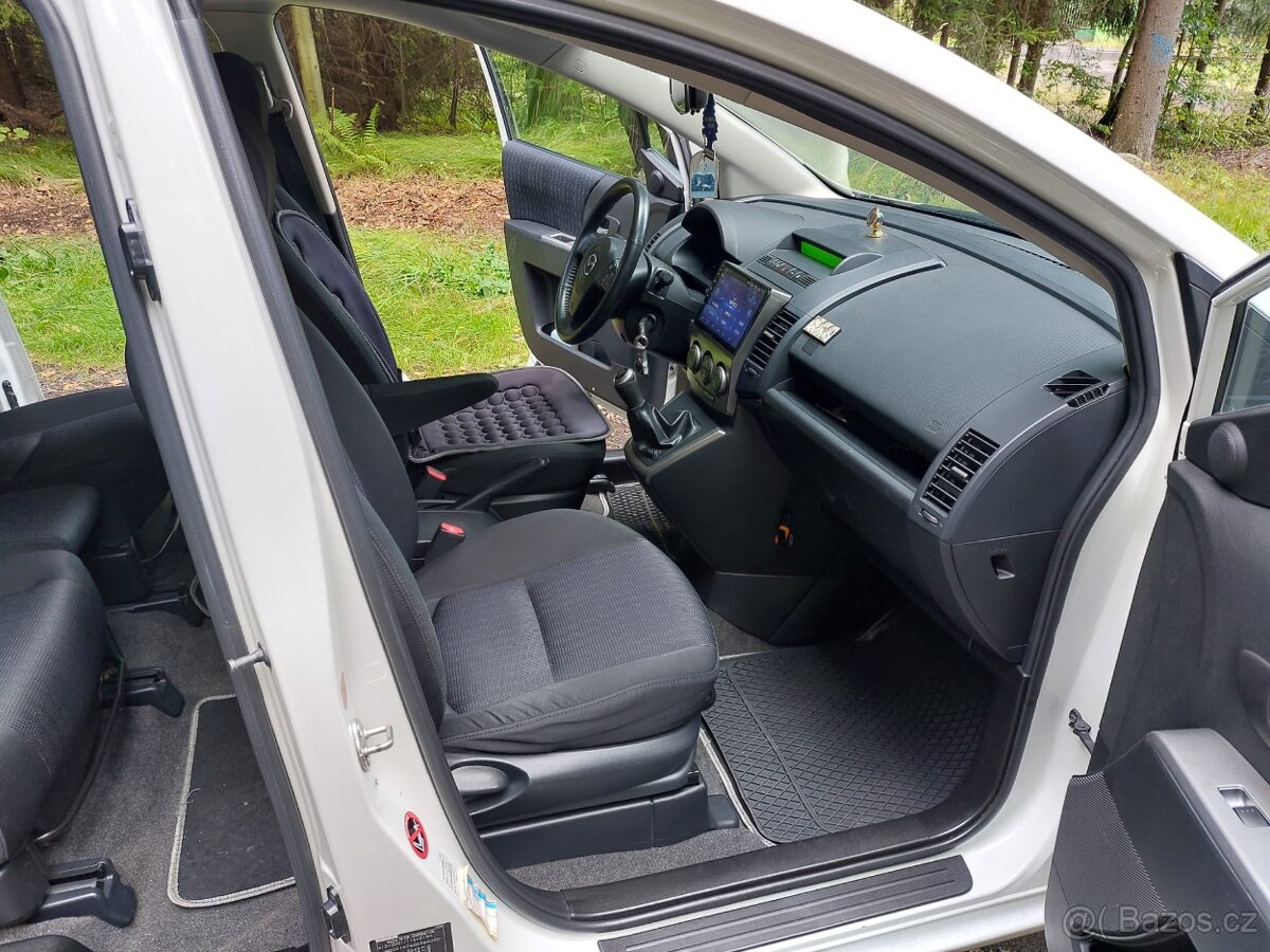 Prodam Mazda 5 , 2.0 Diesel , 7 mist , hezky stav - 16