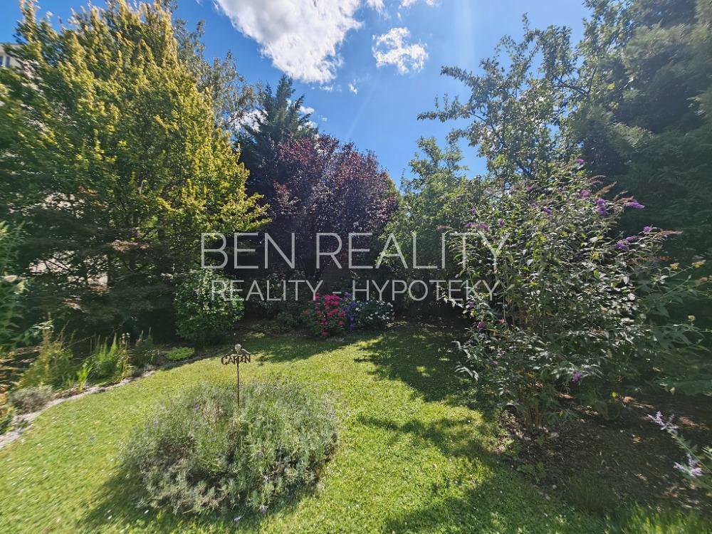 Exklusivní prodej - dům Zlín tř. T. Bati - k bydlení i podn - 16