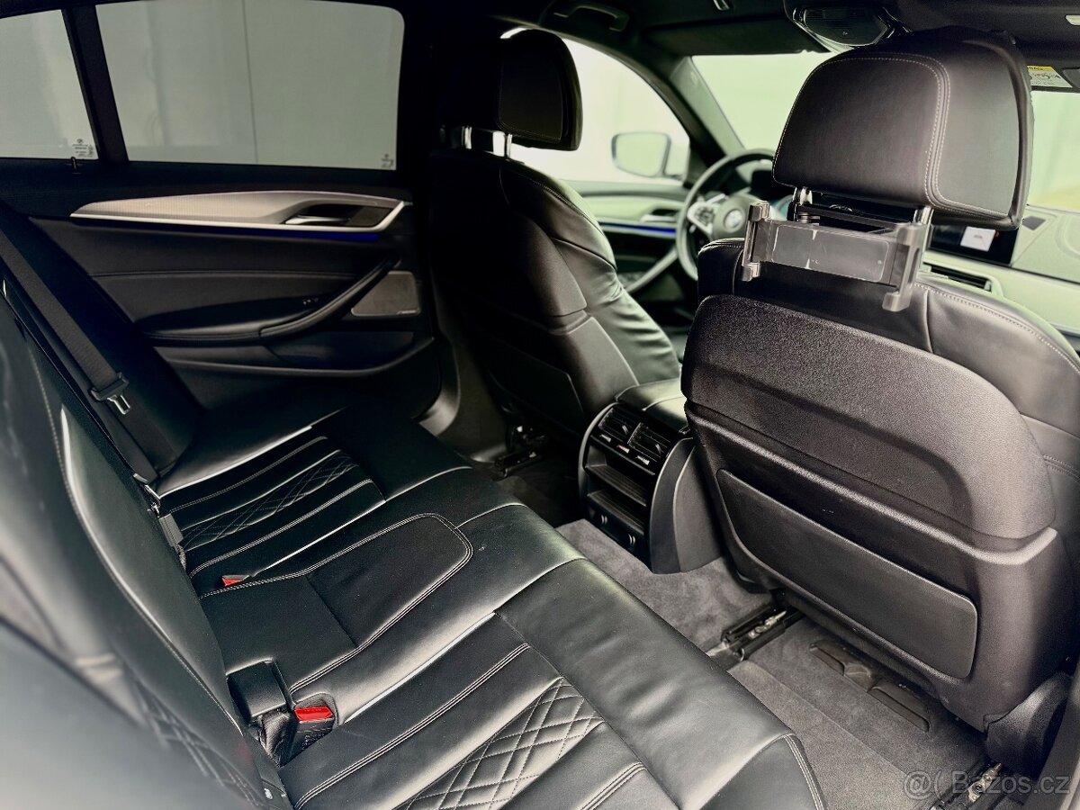 BMW 530d xDrive | M-Paket - 16