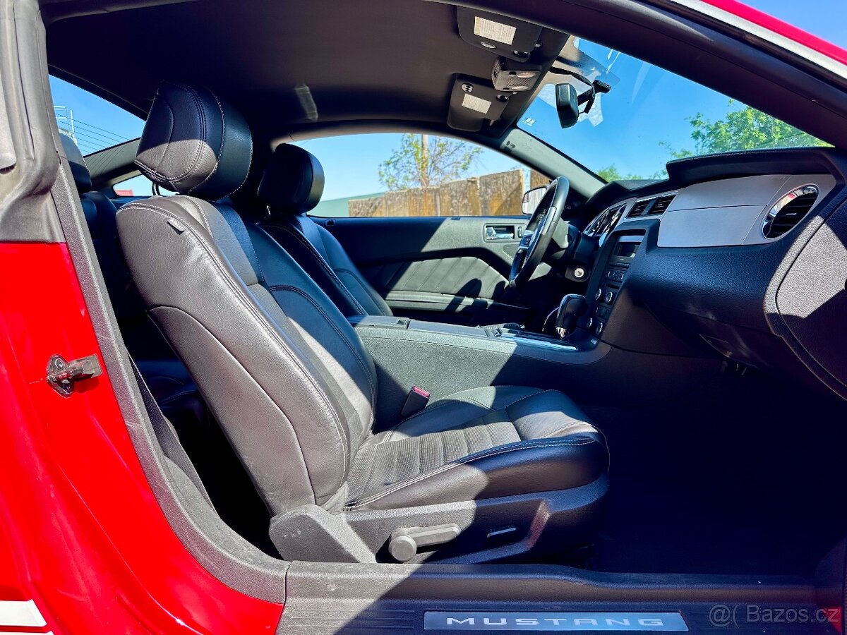 Ford Mustang 2014 3.7 V6 - 16