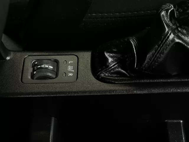 Subaru Forester SH 2.0 D 108kW 4x4 SUV ALU kola Tažné 2 tuny - 16