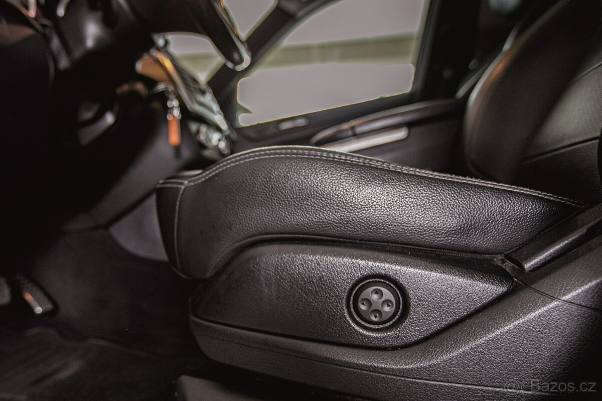 Mercedes-Benz ML 350 BLUETEC 4MATIC AMG - 16