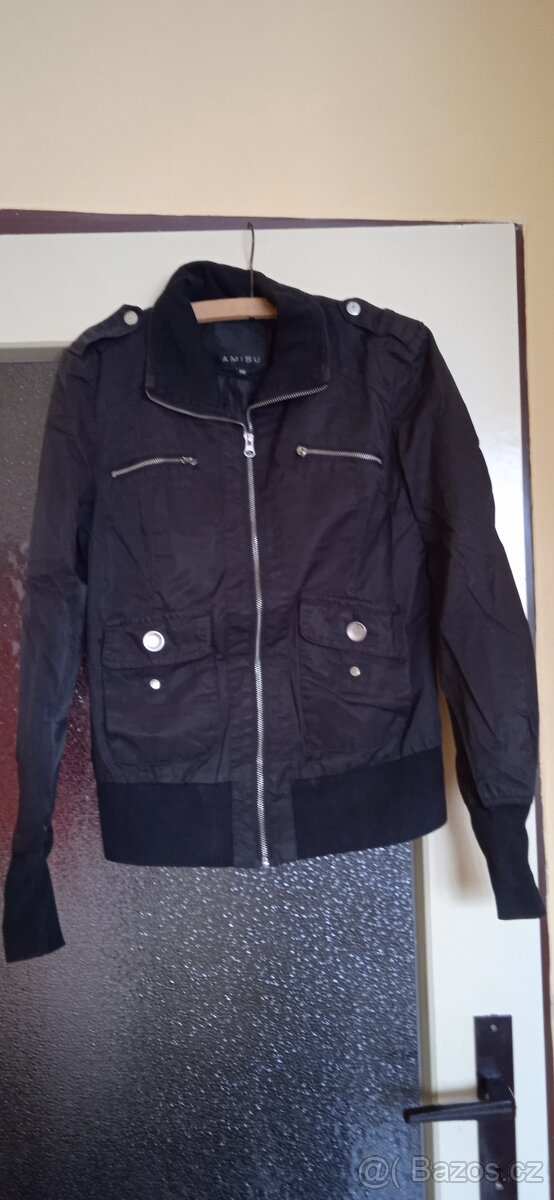 Oblečení vel.M - 16