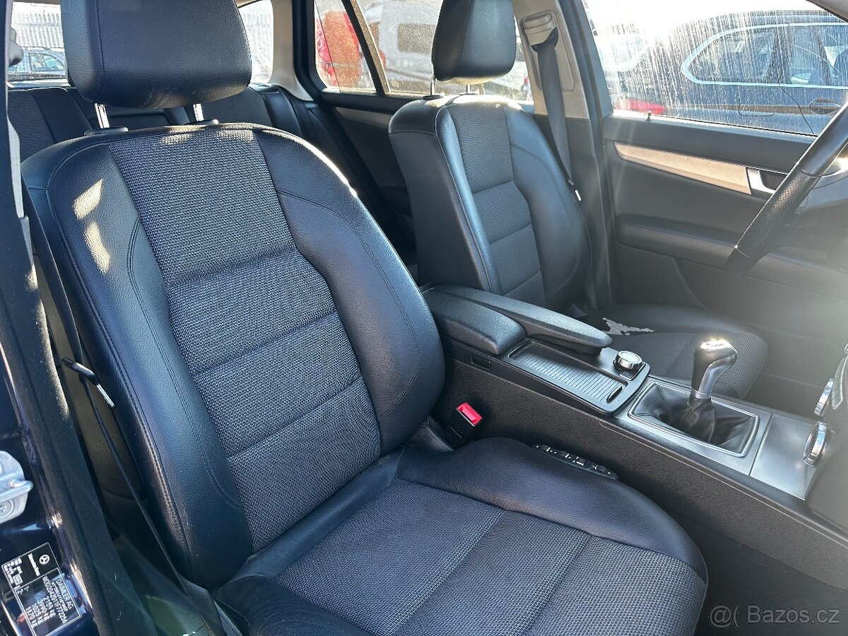 MERCEDES BENZ TŘÍDY C200 CDI -- MANUAL -- - 16