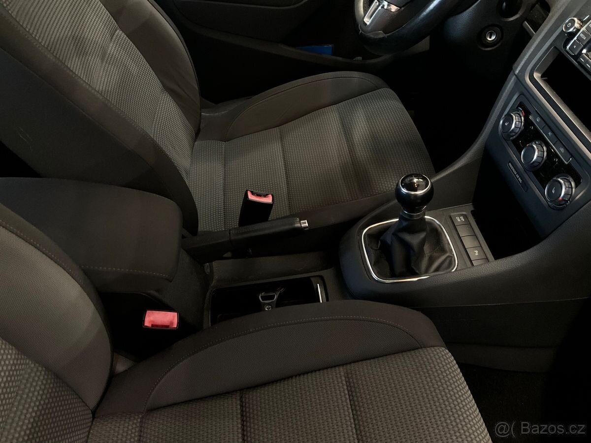 Volkswagen Golf 6 1.4Mpi 59KW COMFORTLINE 132 tis km 7/2009 - 16