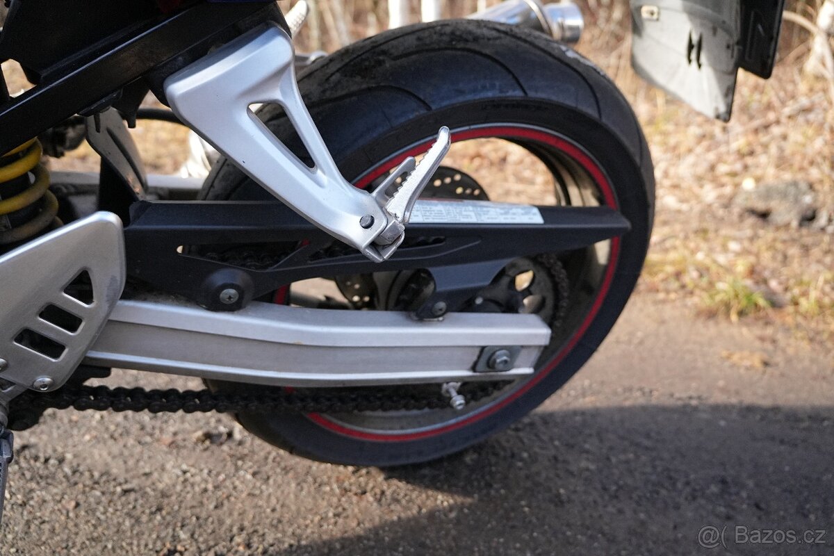 SUZUKI SV650 - 2000 - 54.000 KM - 16