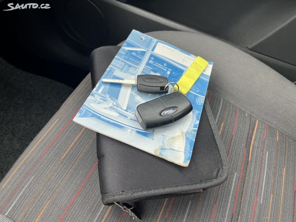 Prodám ford c max - 16