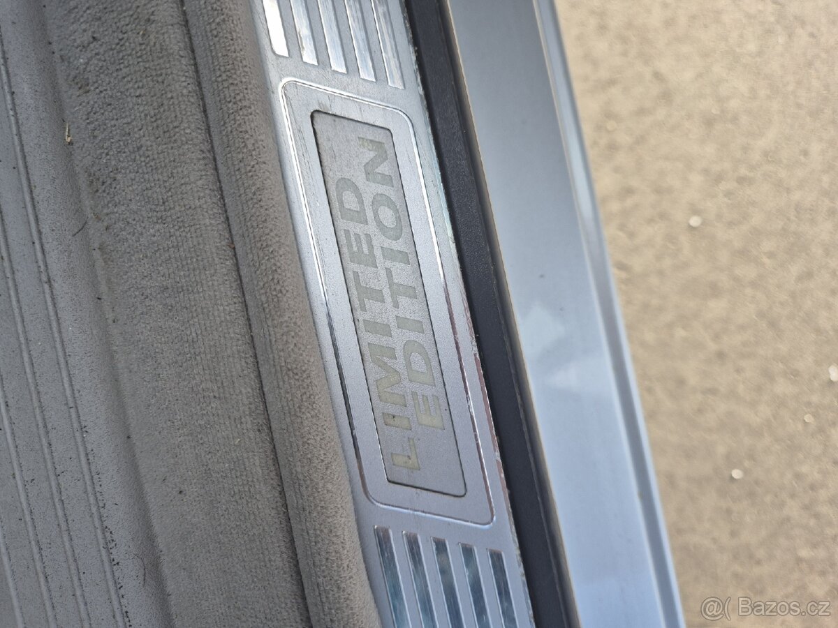 Mercedes-Benz W211 E 220 CDI - 16