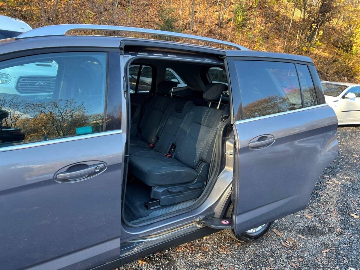 Ford Grand C-Max 1.6i 110 kW 1.majitel klima 2011 163tkm ČR - 16