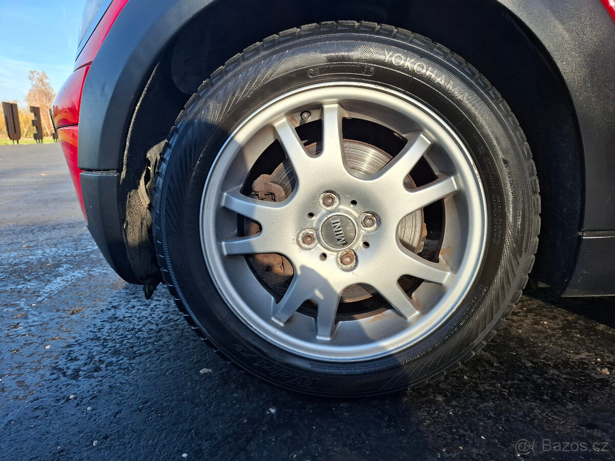 Mini Cooper 1.6 88kW,klimatizace,vyhřívané sedačky - 16