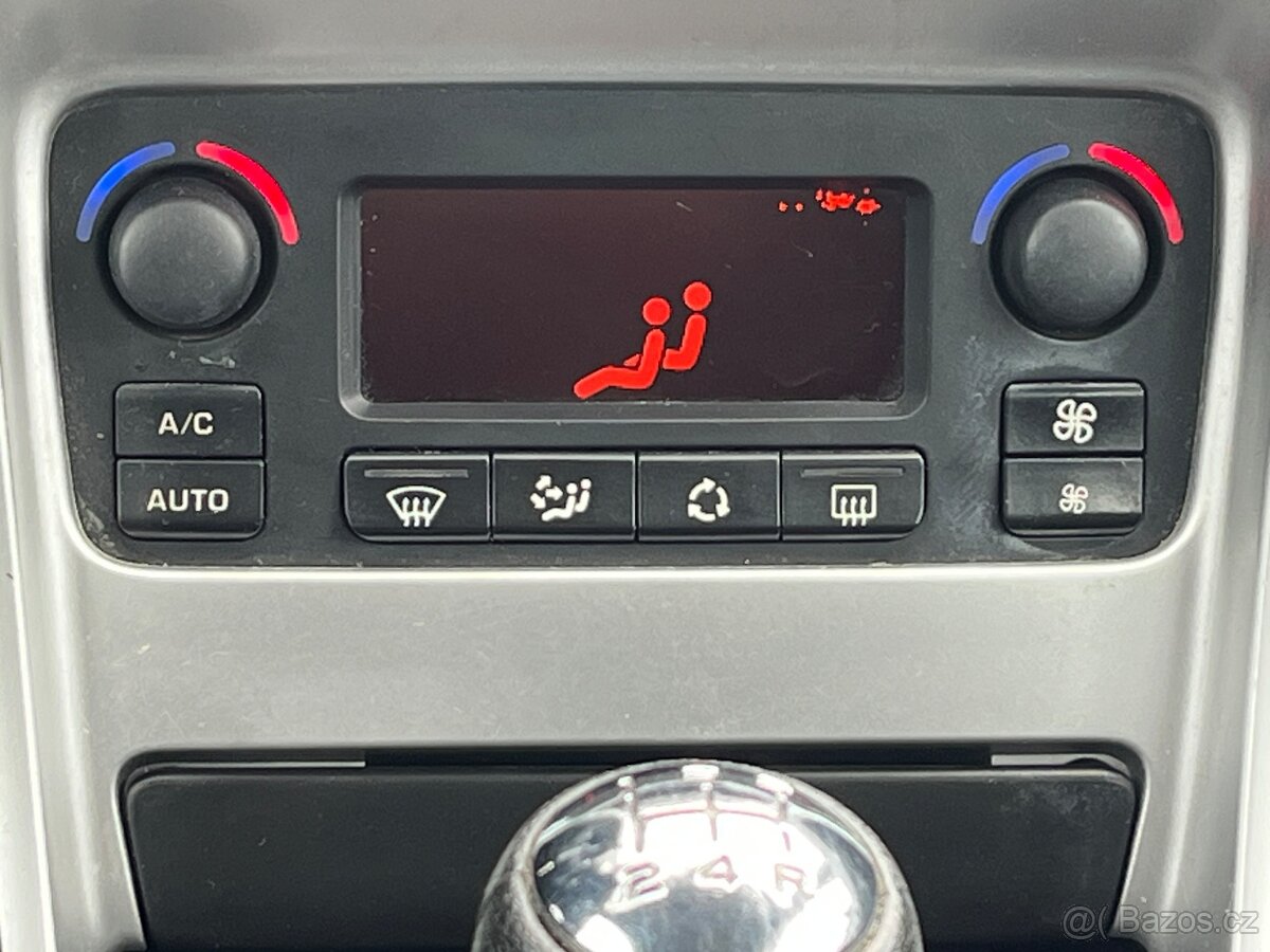 Peugeot 307 1,4 i 16v - 16