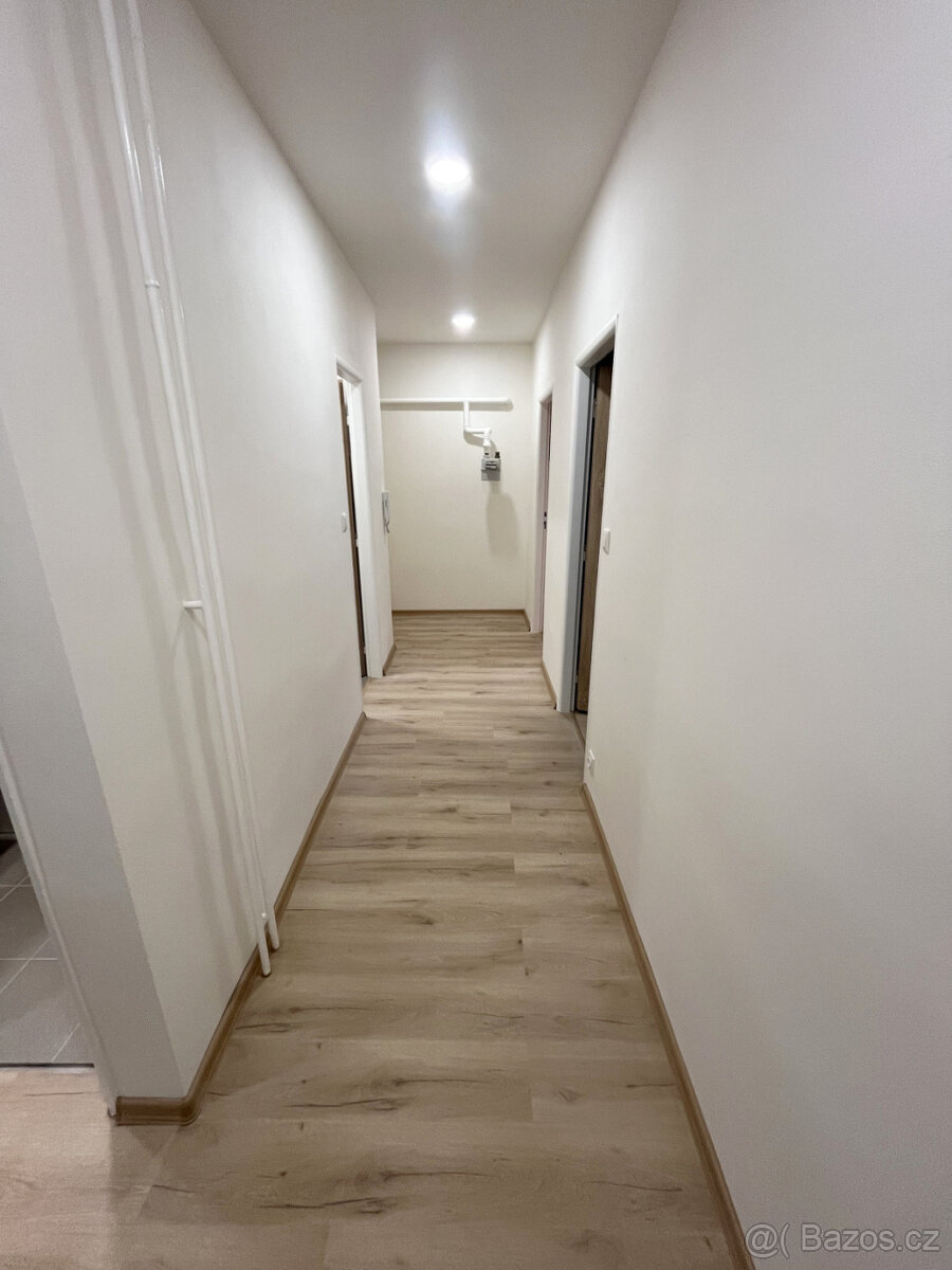 Pronájem byt 3+1/B, 74,5 m2, Louny, ul. Pražská, 3.NP, cihla - 16