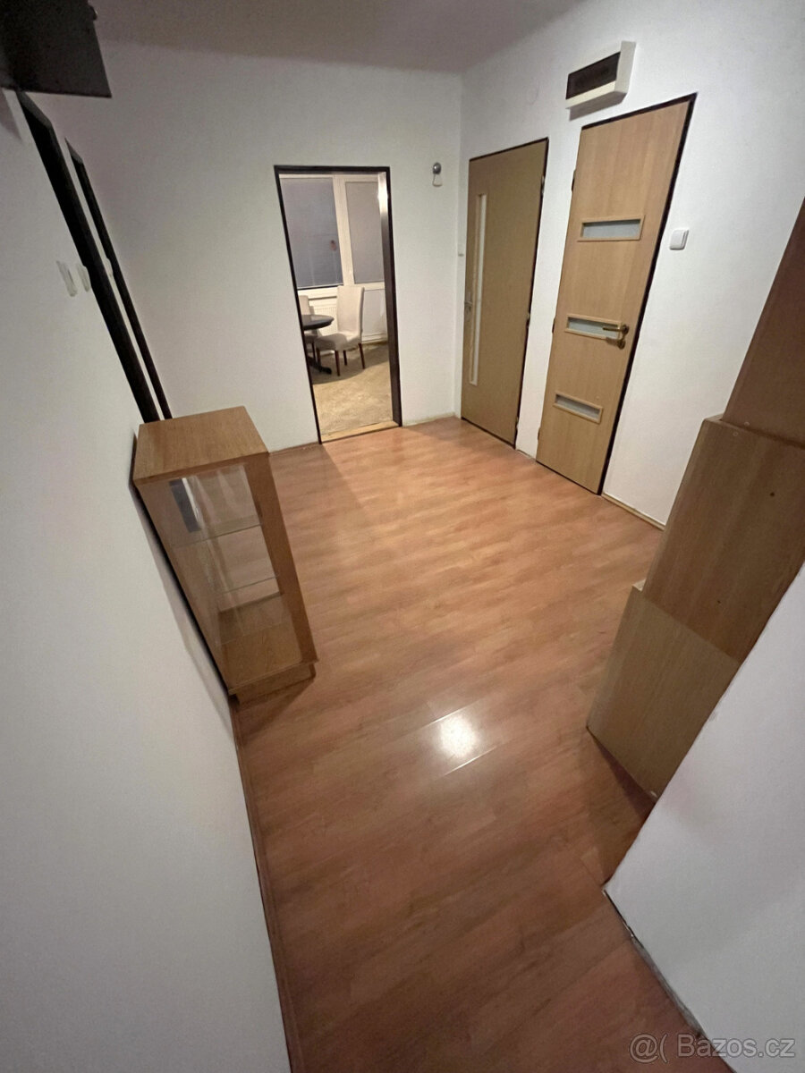 Pronájem bytu 4+1/L,109 m2, Velvary, okr.Kladno, 2.NP, cihla - 16