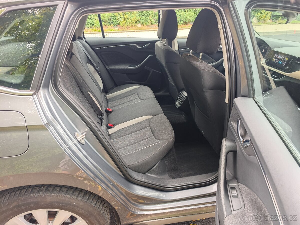 Škoda Kamiq Style plus DSG - 16