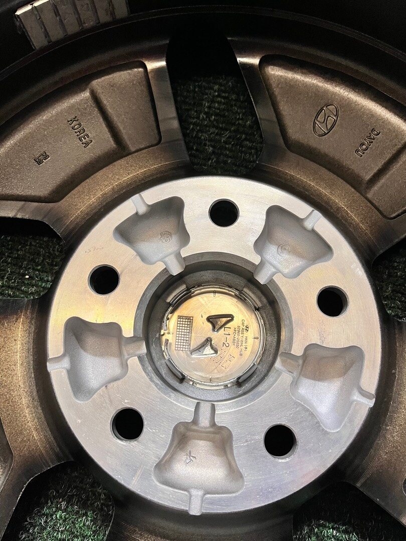 5x114,3 R16 Originál Alu Hyundai Kona 2021 - ZÁNOVNÍ - TOP - 16