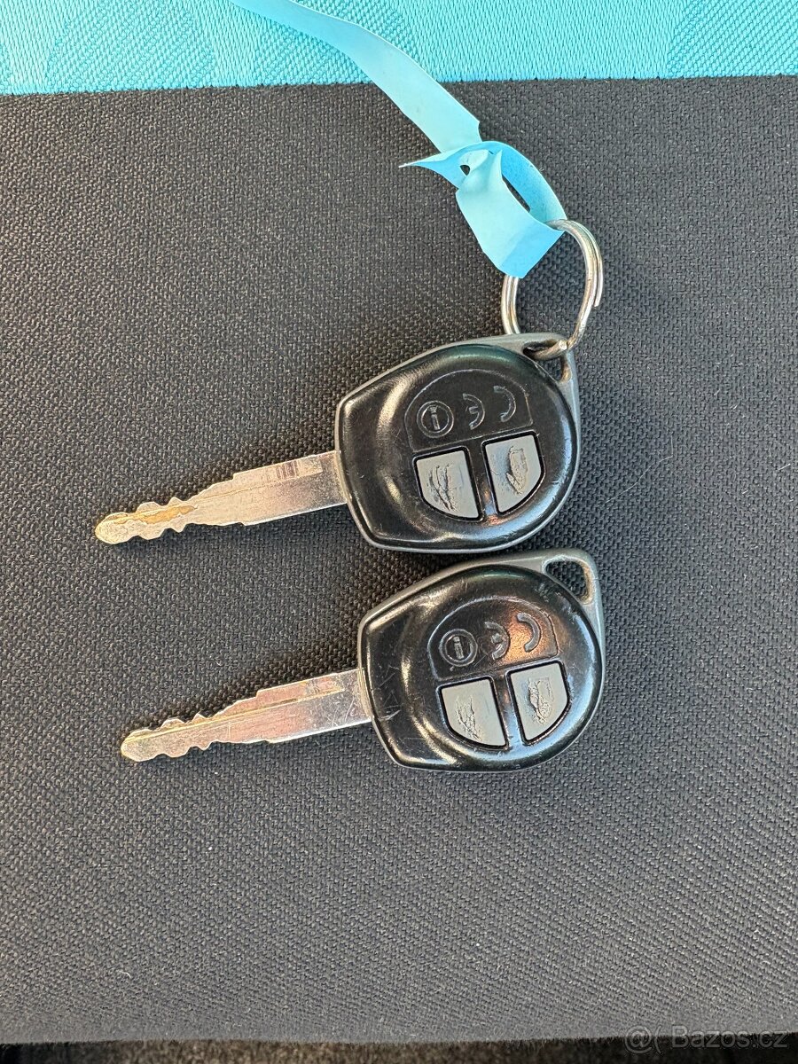 Suzuki Splash 1.0, 48kW, Klima, Výhřevy - 16