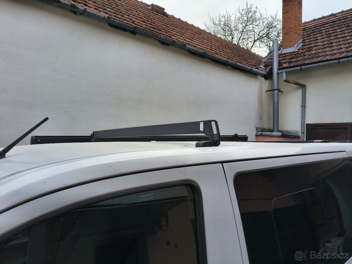 Tourneo Custom 2,2, 92 kW, koupeno v ČR - 16