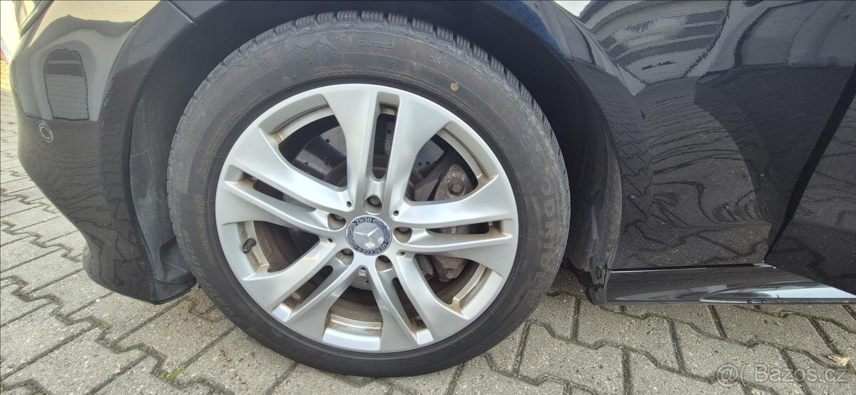 Mercedes-Benz Třídy E 3,0 E 350 Pobočka Kolín (2016) - 16