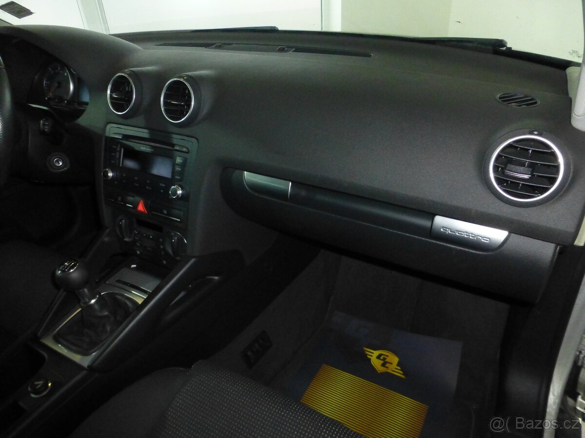 Audi A3 2,0TDI QUATTRO ALU KOLA DIGI - 16