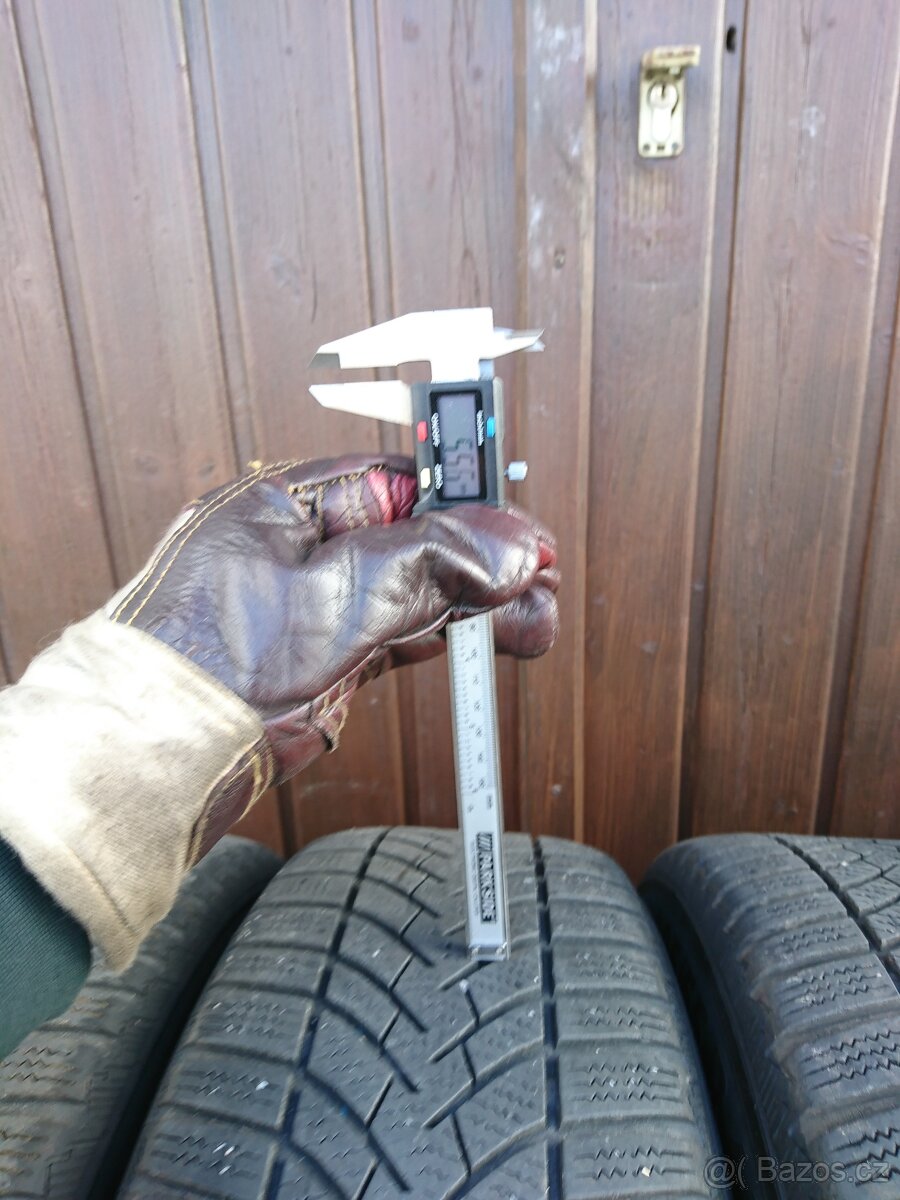 Renault Megane 3,4 16" Originální 205/55/16 zimní alu Kola - 16