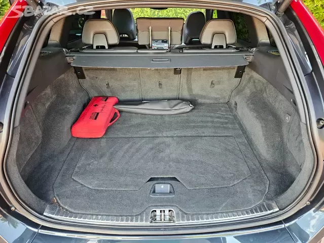 Volvo XC60 2.4 D5 169kW,AWD,Summum,Webasto,141tkm,Pano,Navi. - 16