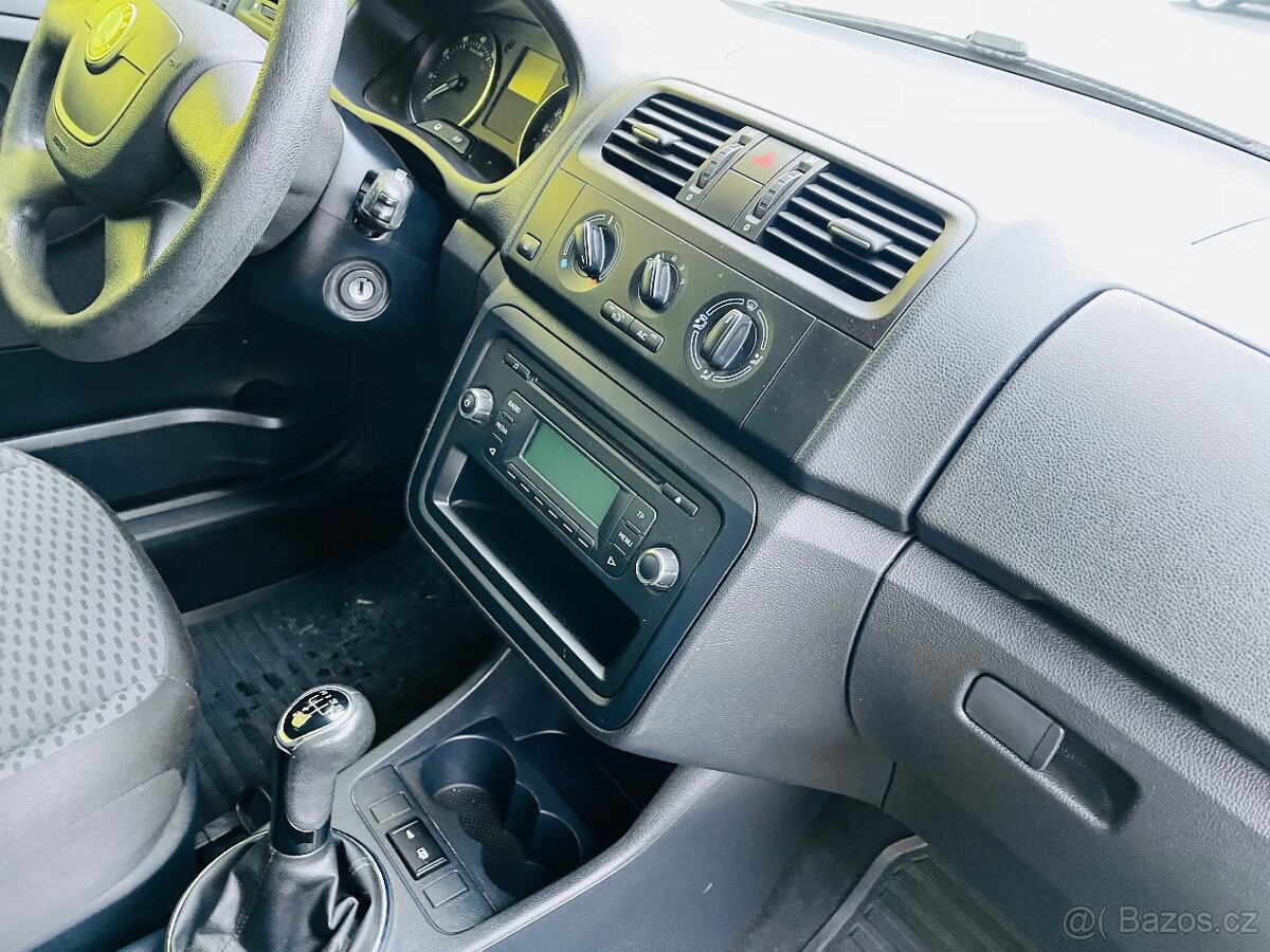 ŠKODA FABIA COMBI 1.2 TSi NAJETO JEN 92 TIS KM TAŽNÉ ALU KOL - 16