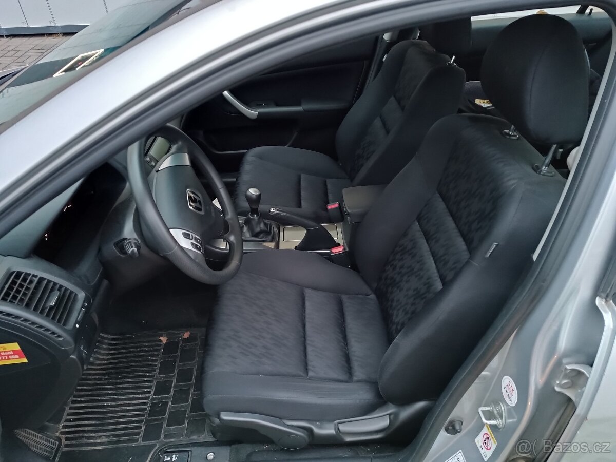 Honda Accord VII sedan (CL7) 2.0 VTEC - 16