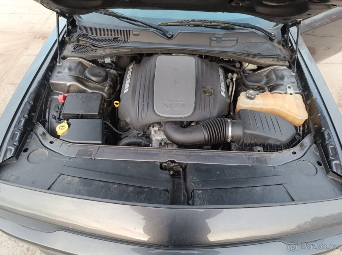 Dodge Challenger 5.7 HE MI - 16