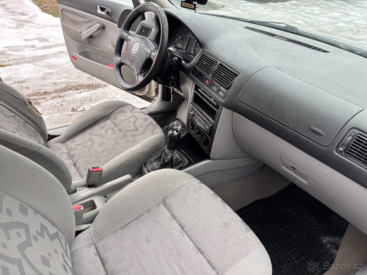 Volkswagen Golf IV 1.9TDI - 16