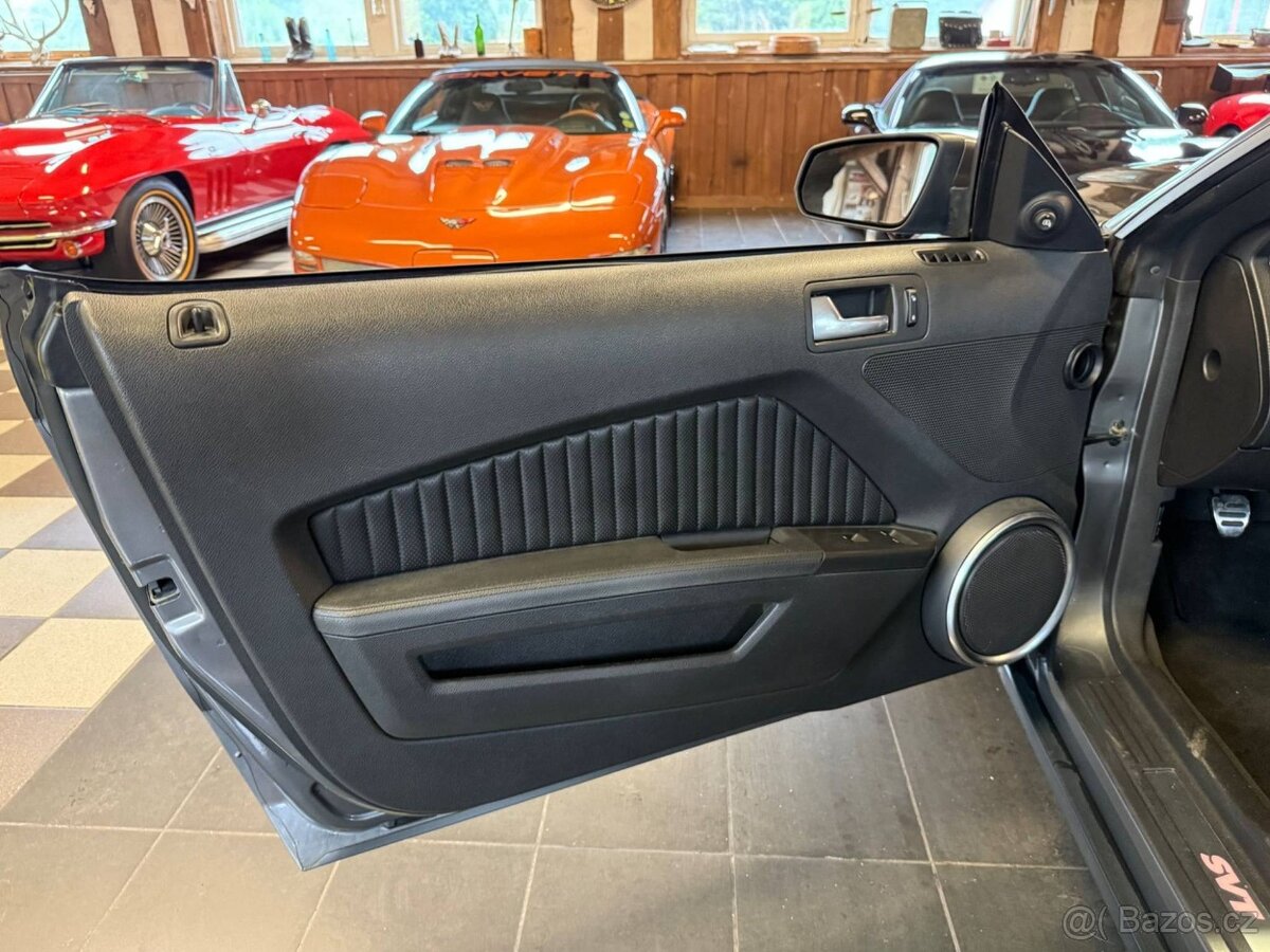 Ford Mustang Shelby GT500, rok 2010 - 16