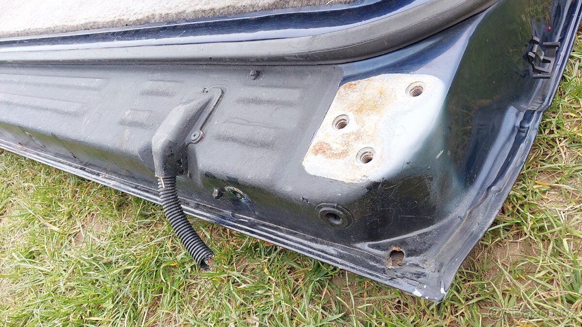 Toyota 4Runner II – Dveře kufru - 16