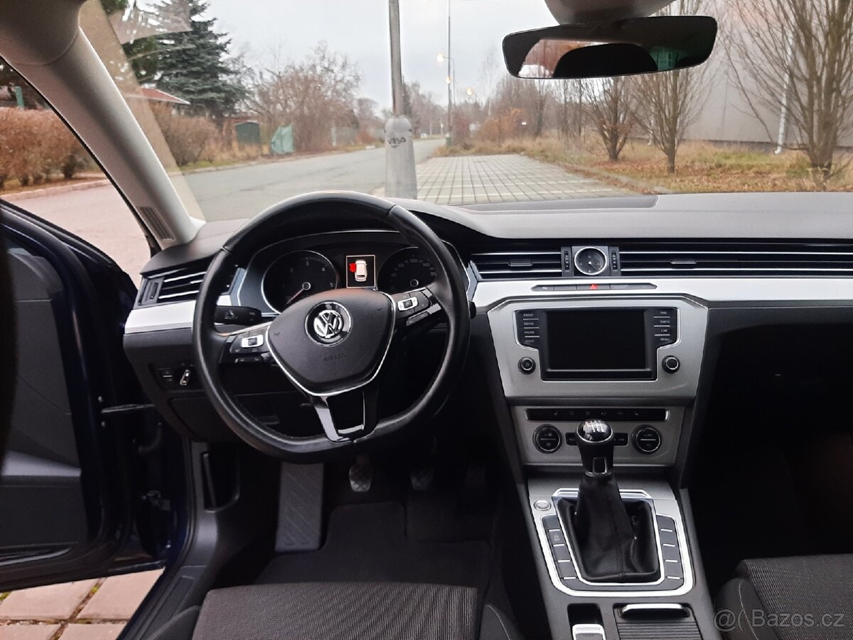 Volkswagen Passat B8 combi 2.0 TDI 110kW, 2017 - 16